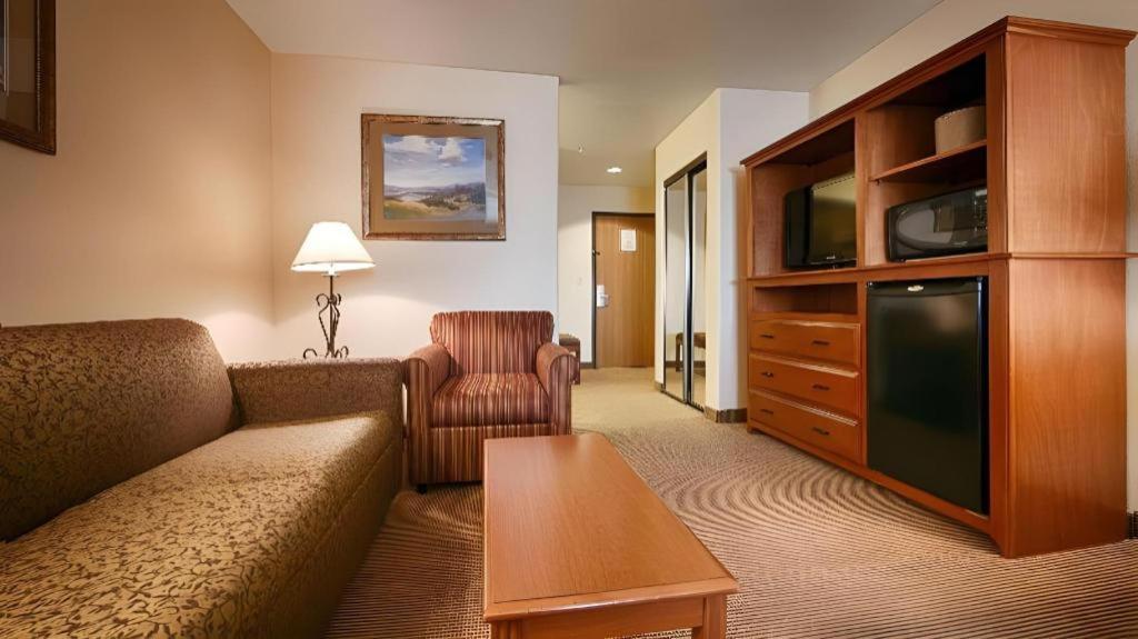 Best Western Territorial Inn And Suites Bloomfield Extérieur photo