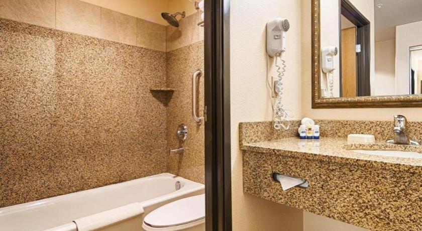 Best Western Territorial Inn And Suites Bloomfield Extérieur photo
