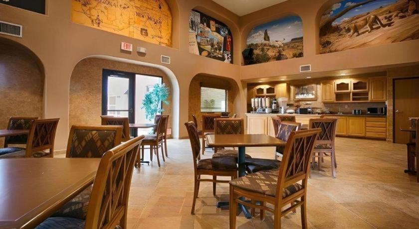 Best Western Territorial Inn And Suites Bloomfield Extérieur photo