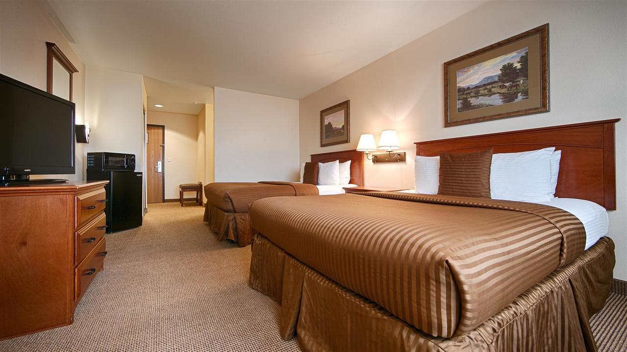 Best Western Territorial Inn And Suites Bloomfield Extérieur photo